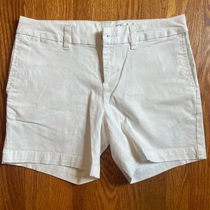 Women’s Faded Glory white chino shorts